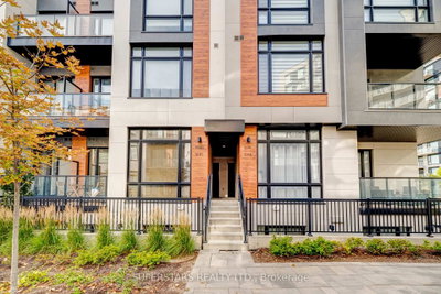 14 David Eyer Road • #1019 • Richmond Hill, ON photo 3