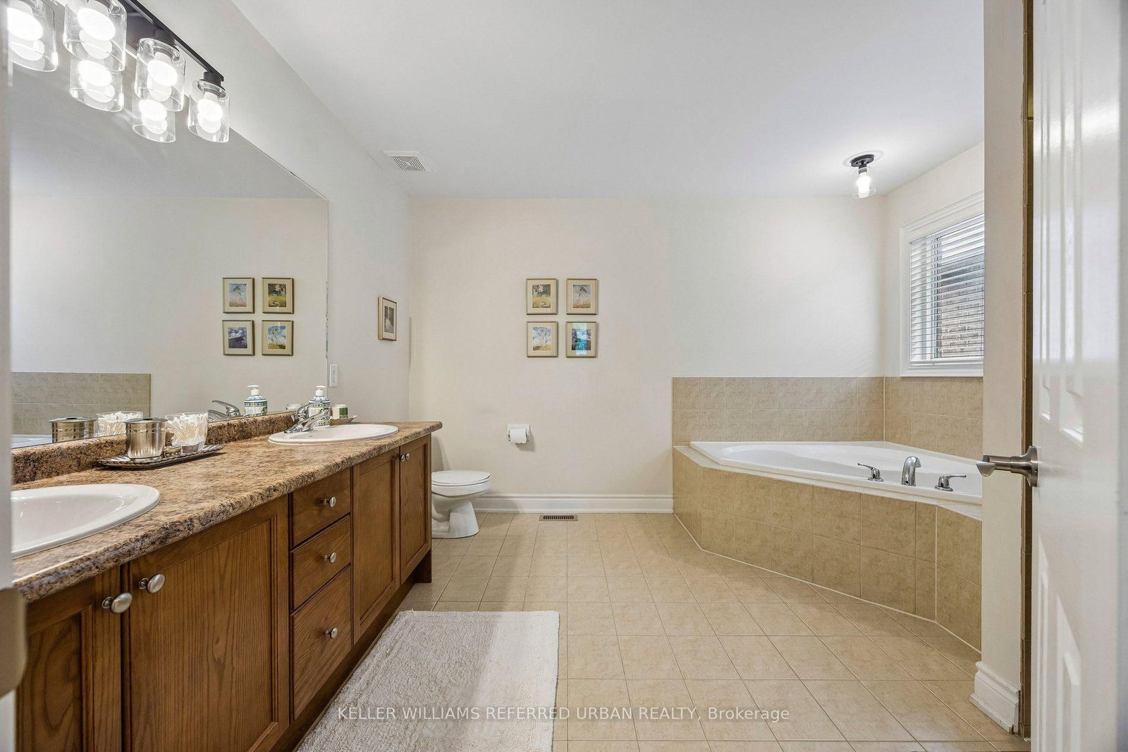 12 Silvestre Avenue • Vaughan, ON photo 35
