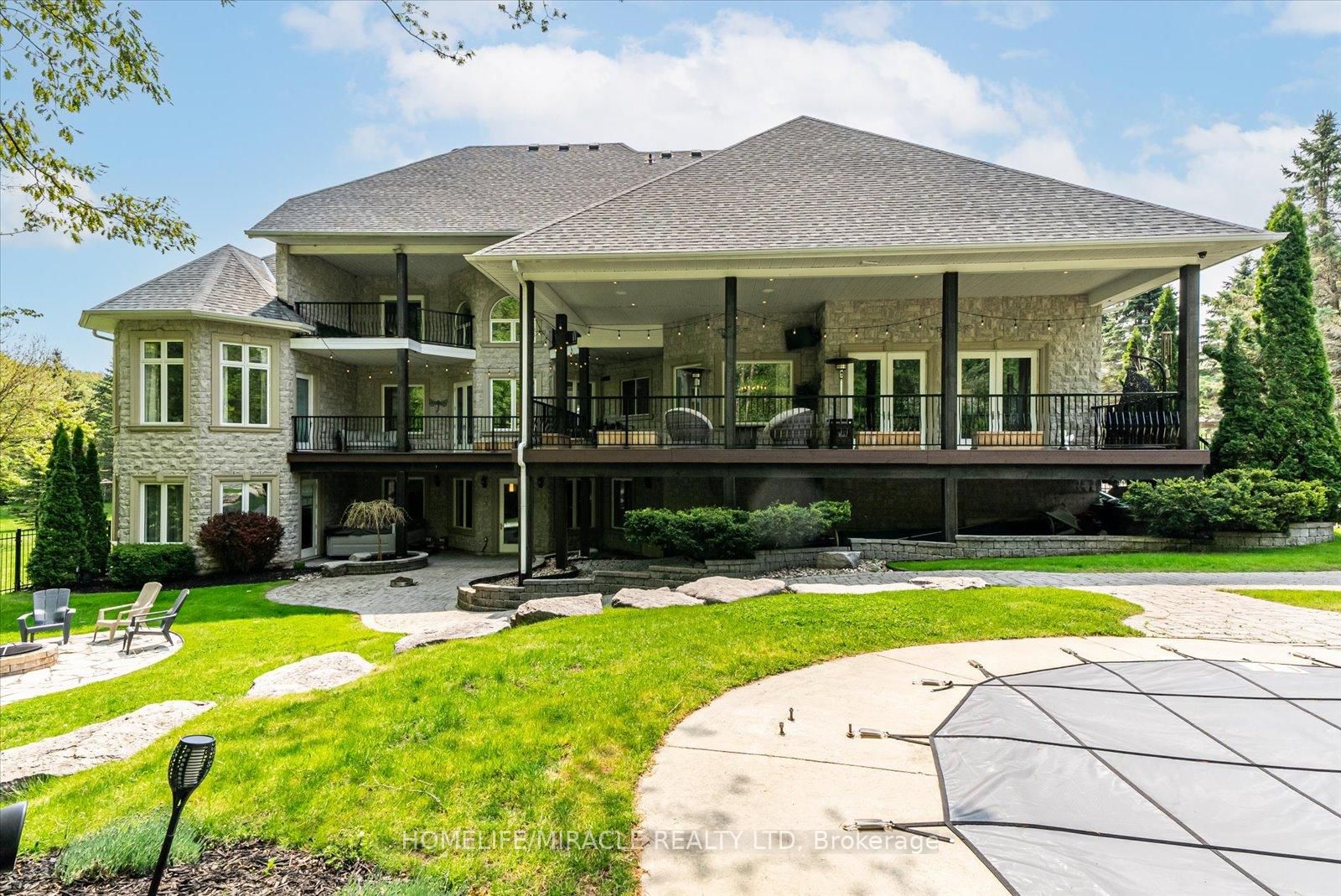 12 Deer Run • Uxbridge, ON photo 9