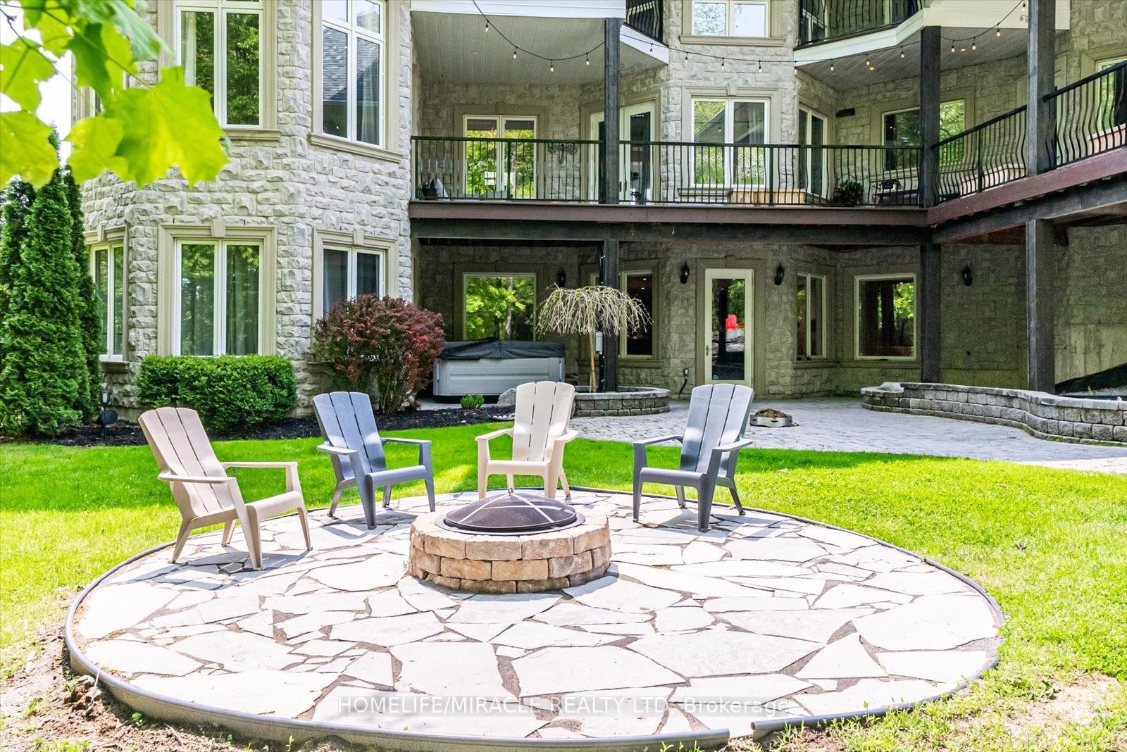 12 Deer Run • Uxbridge, ON photo 11