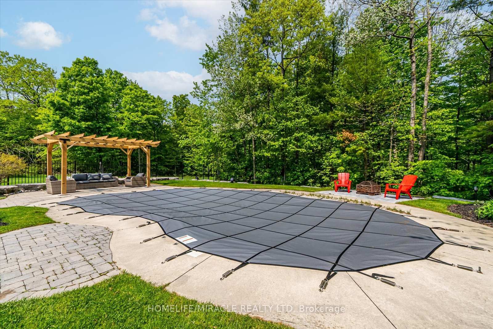 12 Deer Run • Uxbridge, ON photo 43