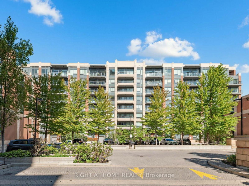 PH16 - 28 Uptown Drive