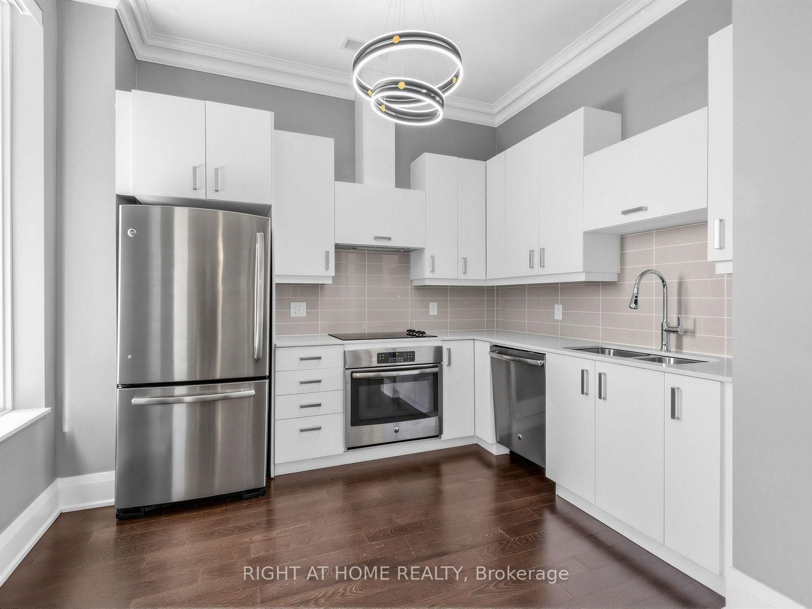 28 Uptown Drive • #PH16 • Markham, ON photo 5