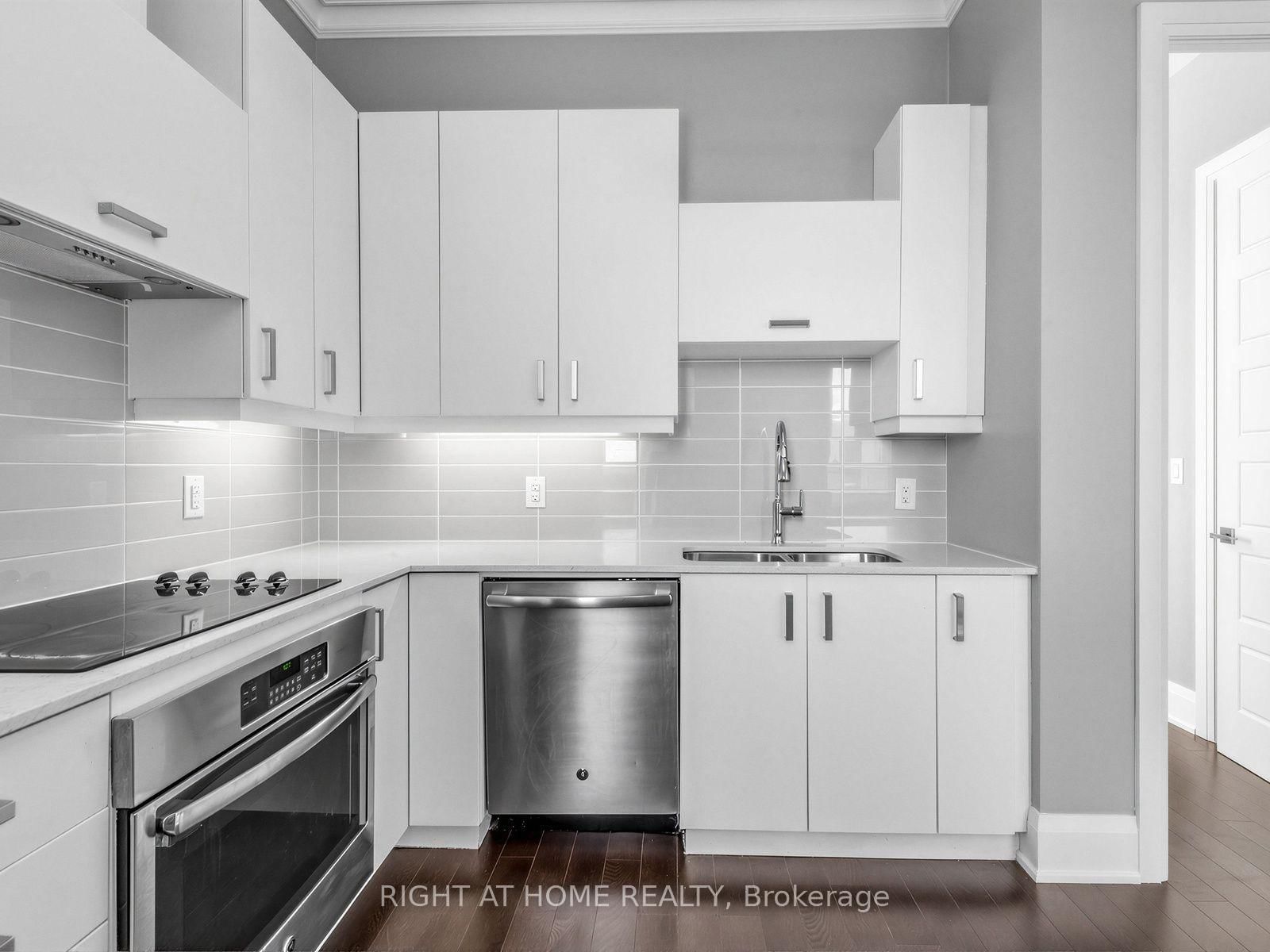 28 Uptown Drive • #PH16 • Markham, ON photo 6