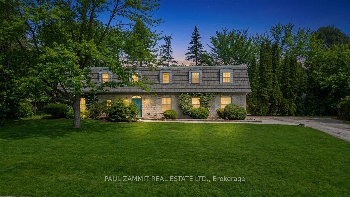 8 Lafayette Place • Markham, ON photo 11