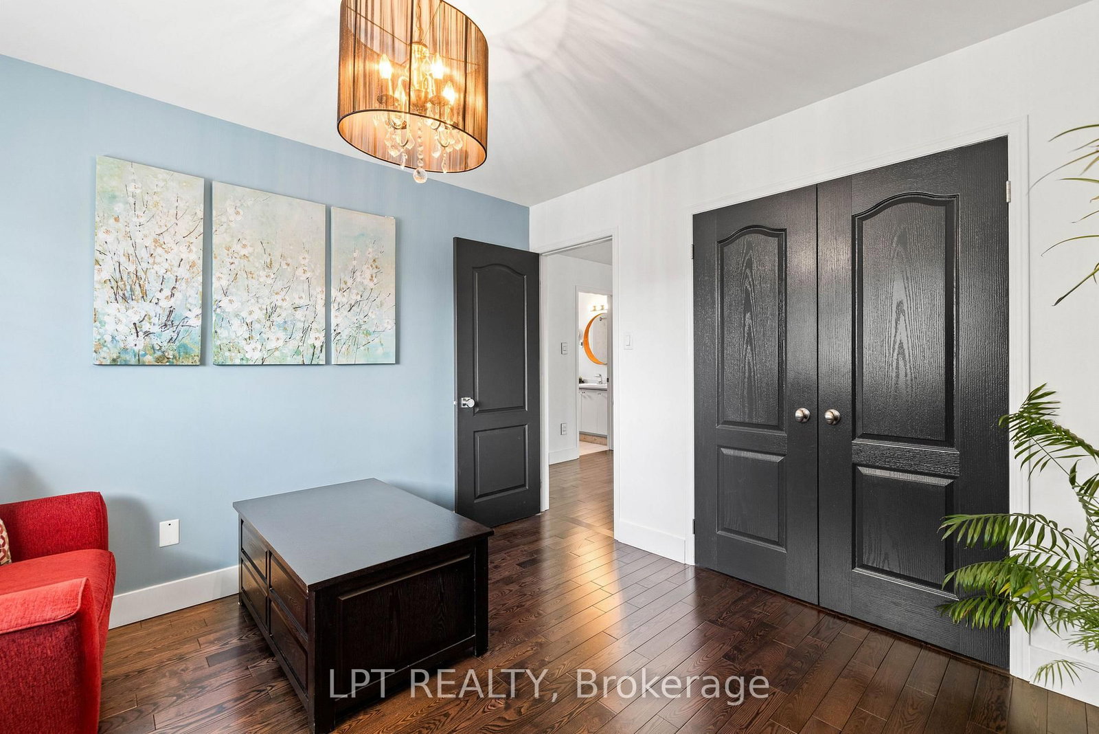 416 Flanagan Court • Newmarket, ON photo 28