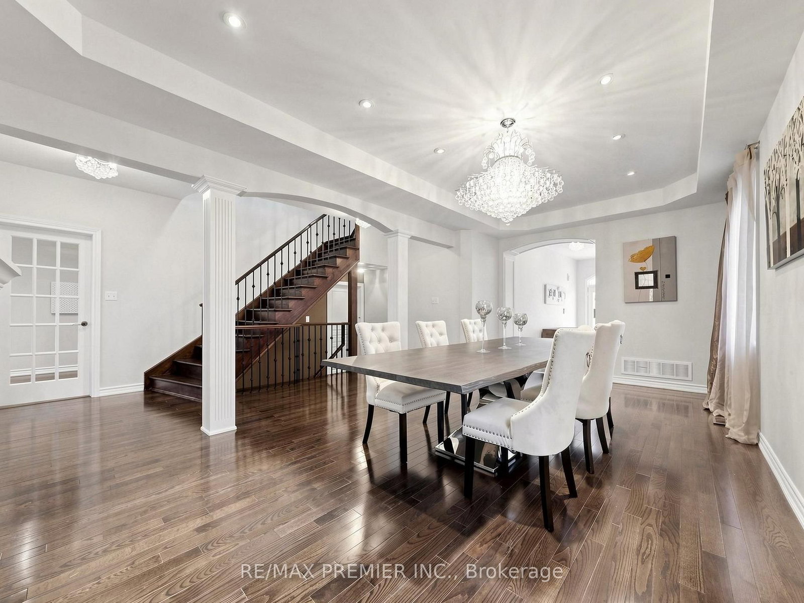 50 Ascalon Drive • Vaughan, ON photo 5