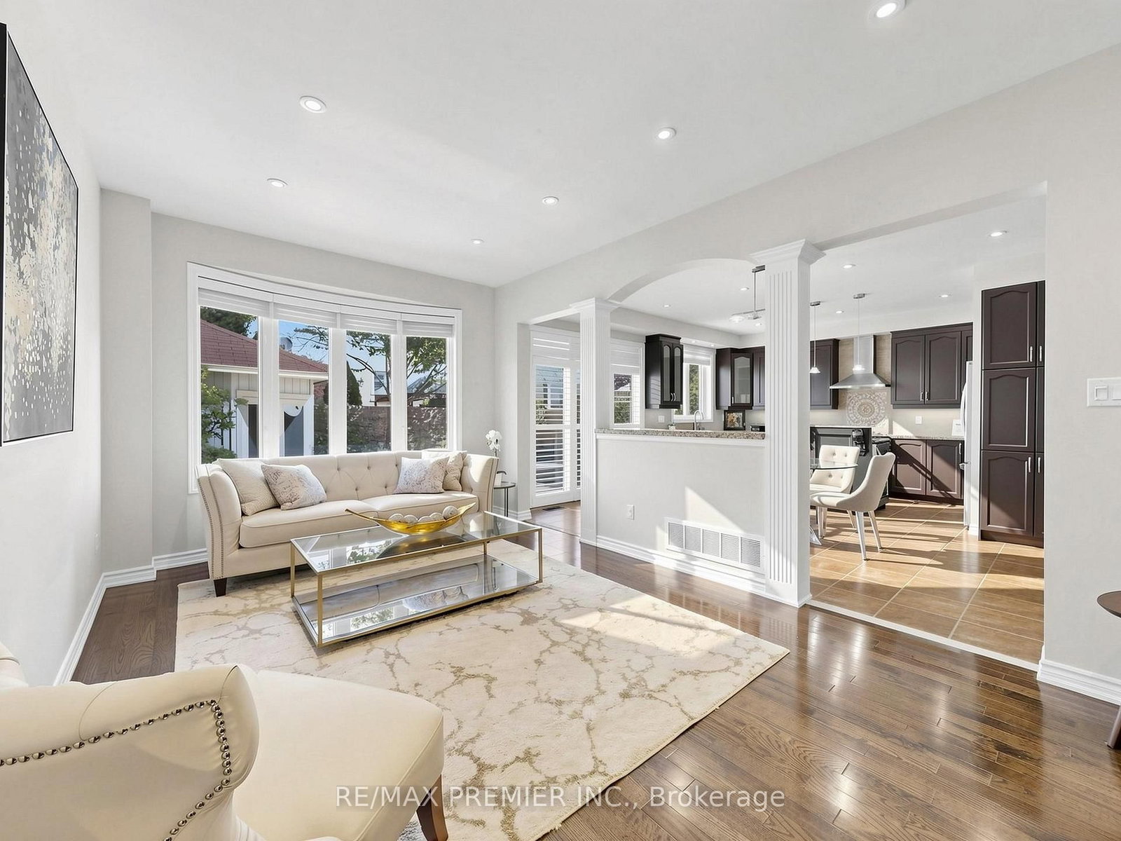 50 Ascalon Drive • Vaughan, ON photo 8
