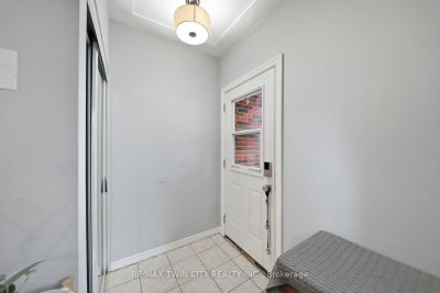 7- 63 Metcalife Metcalfe Crescent • Brantford, ON photo 5