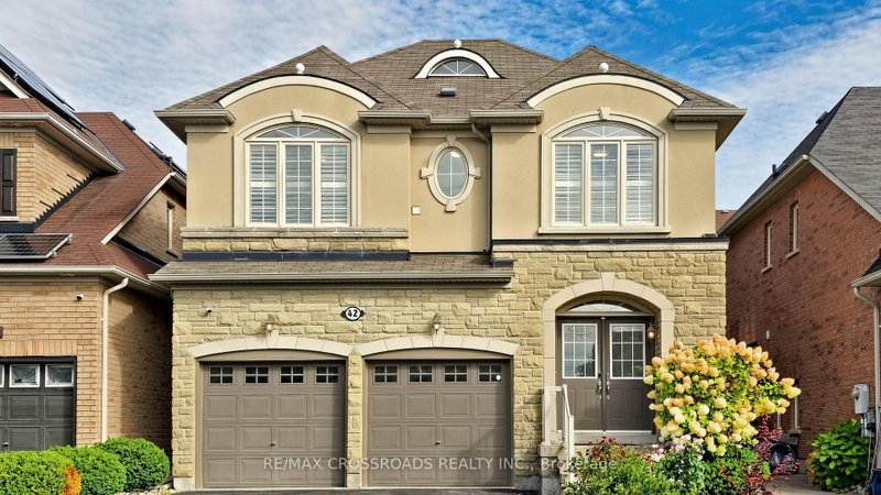 42 Bowkett Drive