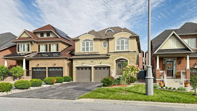 42 Bowkett Drive • Richmond Hill, ON photo 2