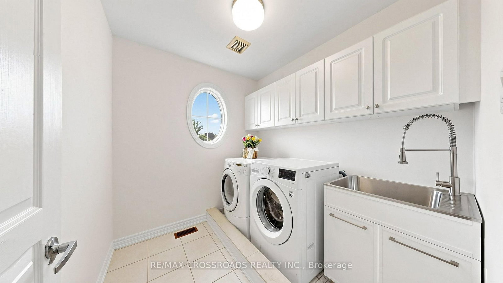 42 Bowkett Drive • Richmond Hill, ON photo 38