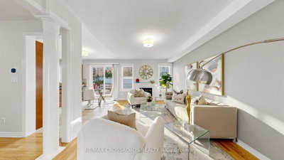 42 Bowkett Drive • Richmond Hill, ON photo 6