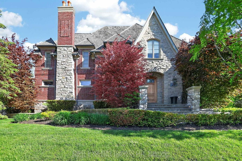 28 Long Hill Drive