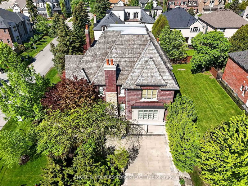 28 Long Hill Drive