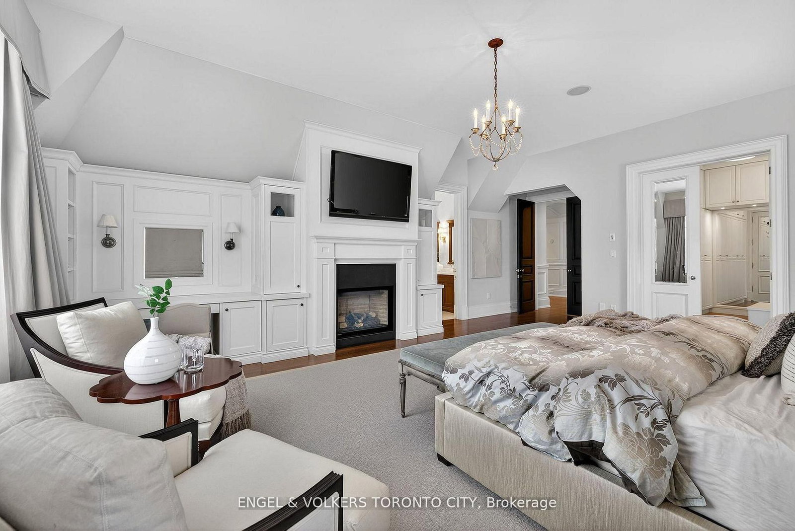 28 Long Hill Drive • Richmond Hill, ON photo 32