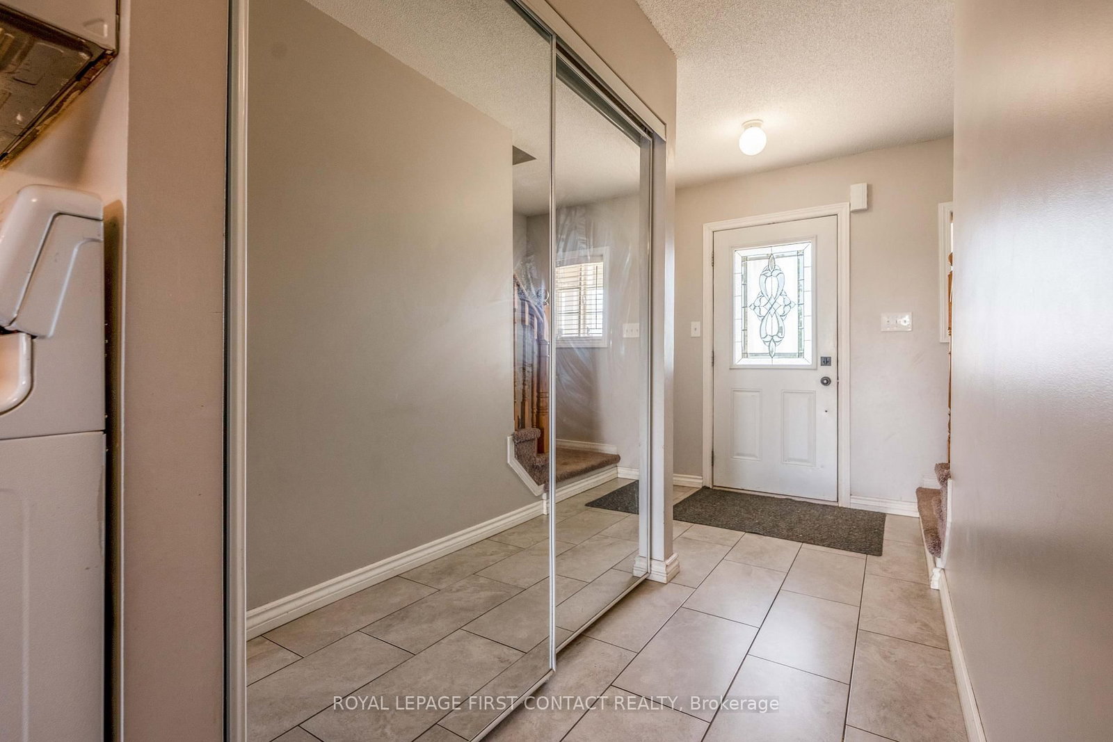 1447 Rankin Way photo 3