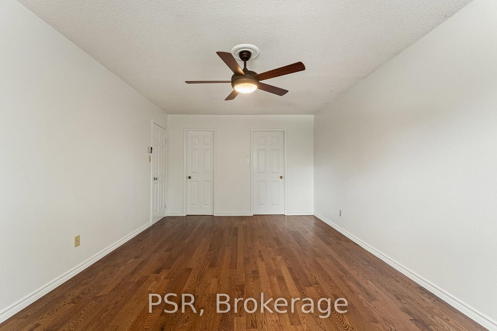 6 Lippincott Court • Richmond Hill, ON photo 18