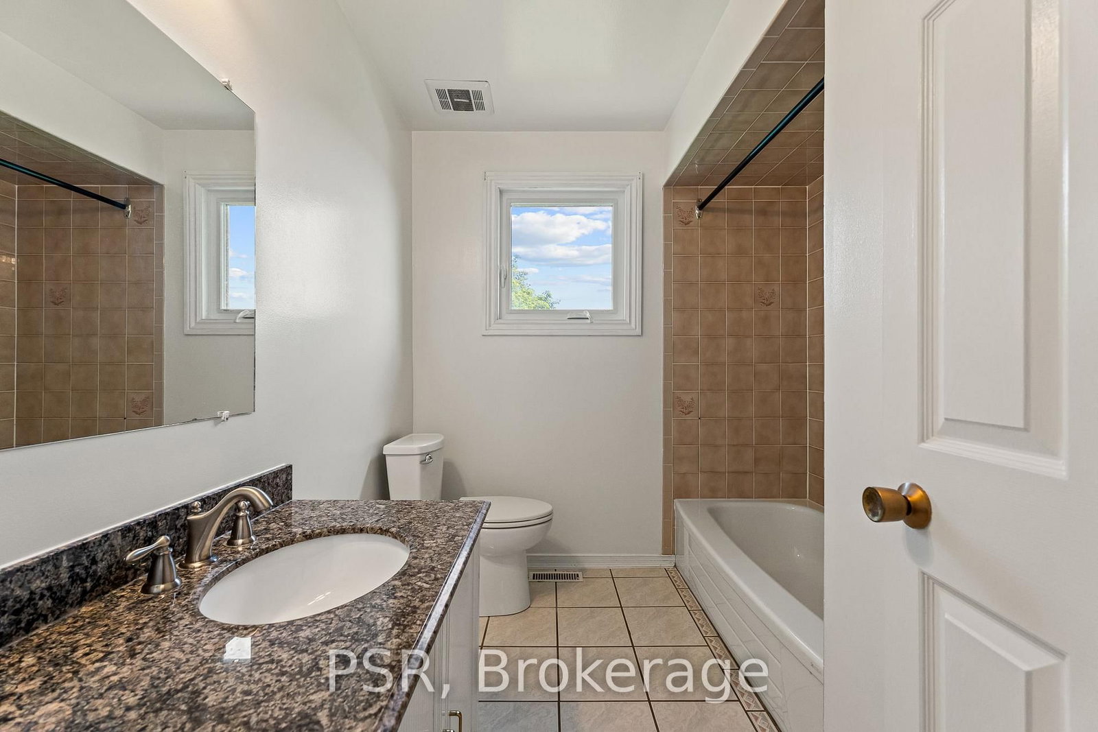 6 Lippincott Court • Richmond Hill, ON photo 19