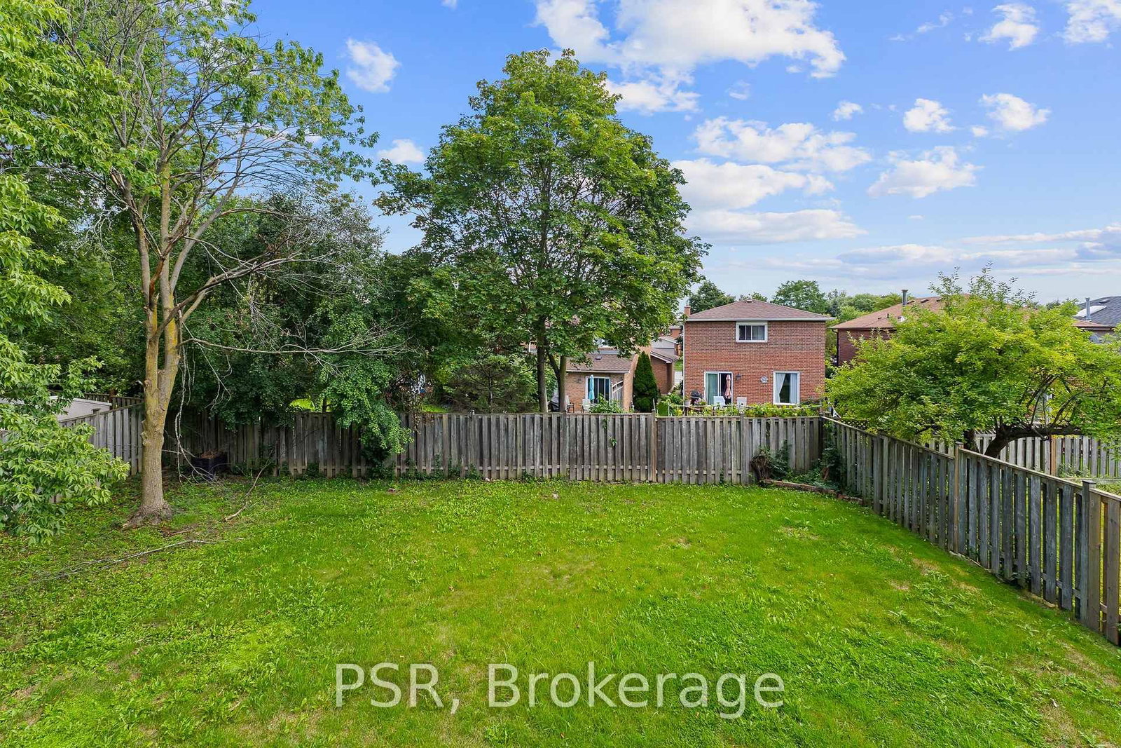 6 Lippincott Court • Richmond Hill, ON photo 38