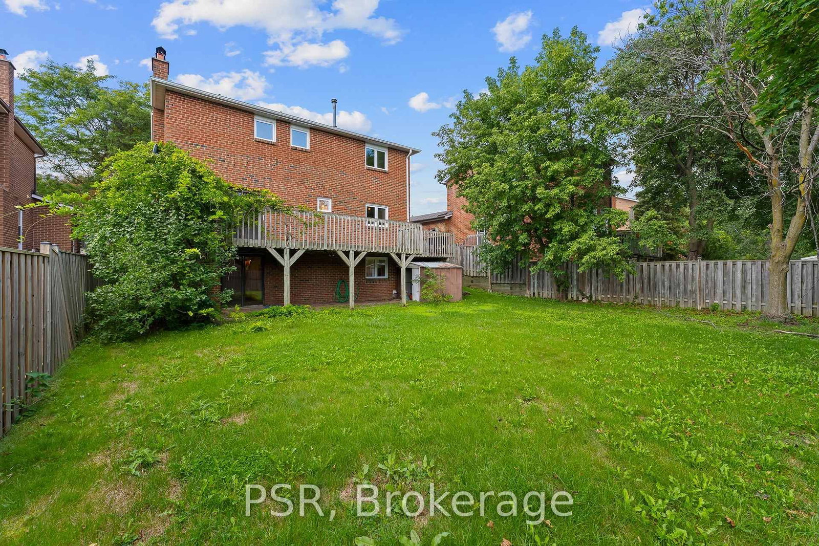 6 Lippincott Court • Richmond Hill, ON photo 40