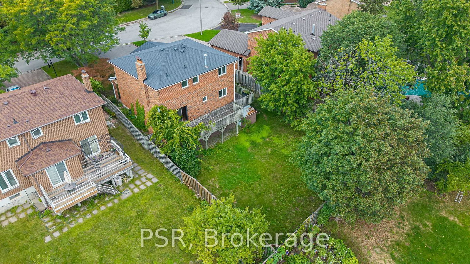 6 Lippincott Court • Richmond Hill, ON photo 41