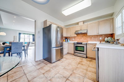 119 Pond Drive • Markham, ON photo 9