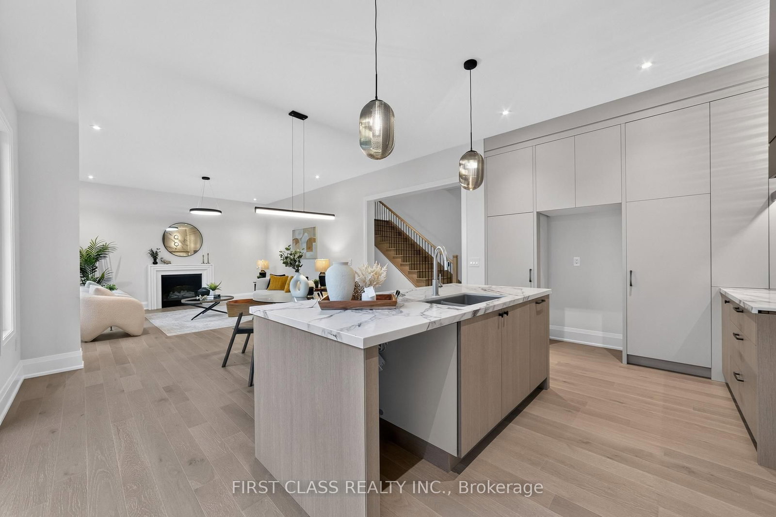 4 Furon Street • Richmond Hill, ON photo 30