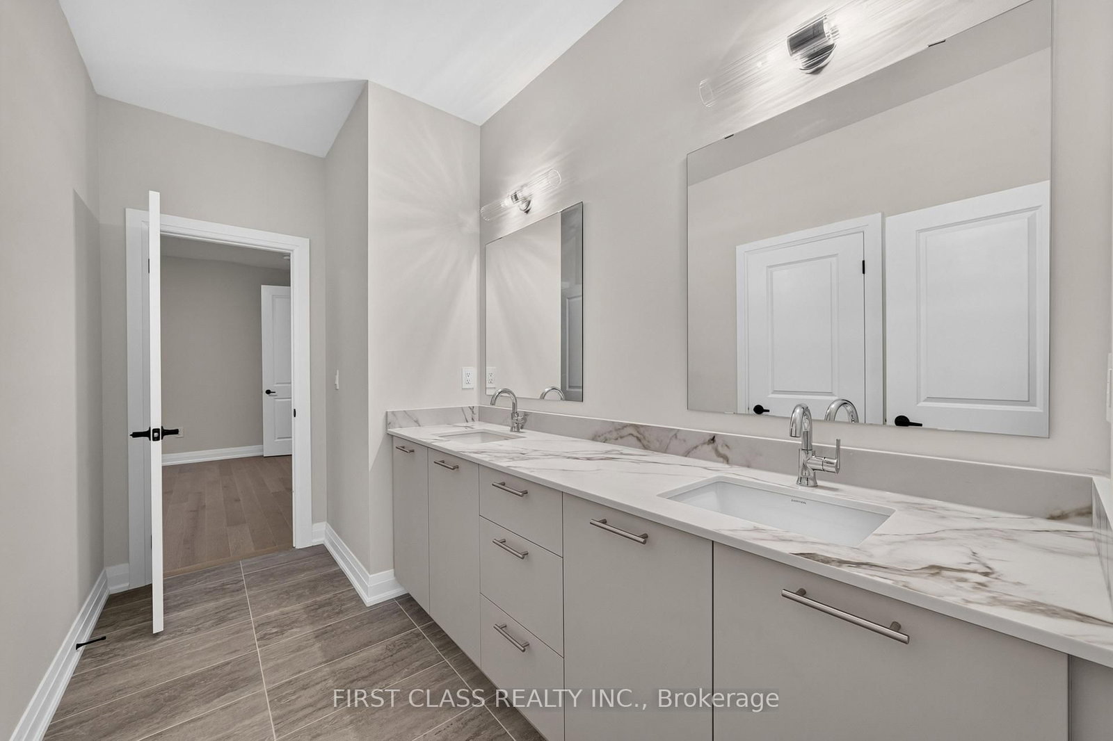 4 Furon Street • Richmond Hill, ON photo 42