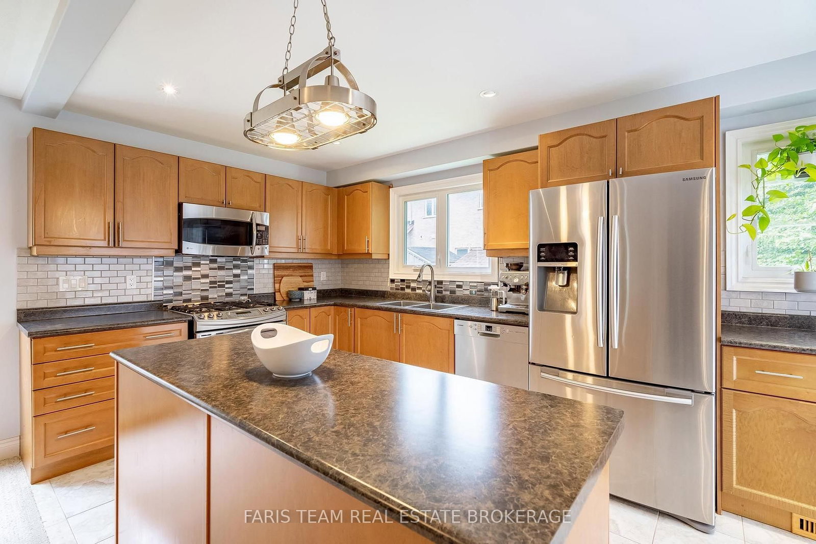 7 Mancini Drive • Essa, ON photo 6