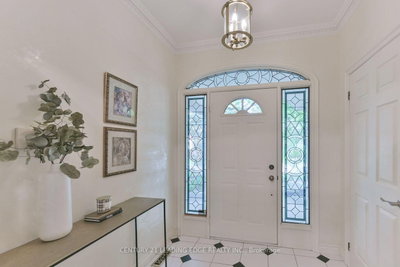 78 Wrenwood Court • Markham, ON photo 4