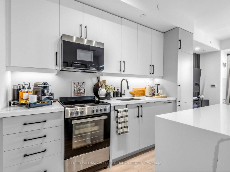 440 - 2075 King Road