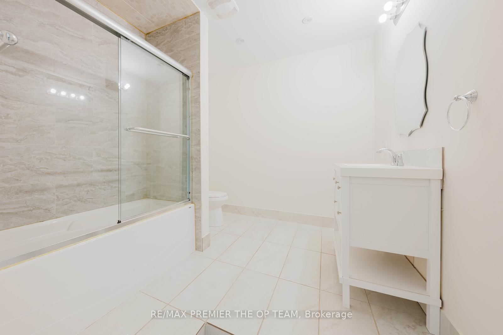 7930 Kipling Avenue • Vaughan, ON photo 10