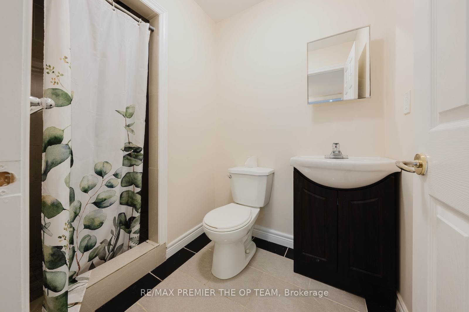 7930 Kipling Avenue • Vaughan, ON photo 37