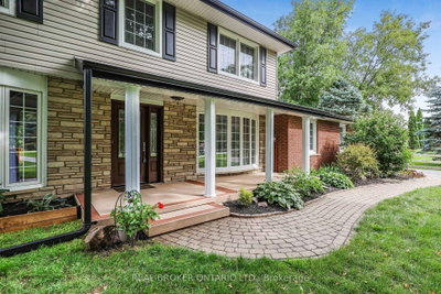 18939 McCowan Road • East Gwillimbury, ON photo 3