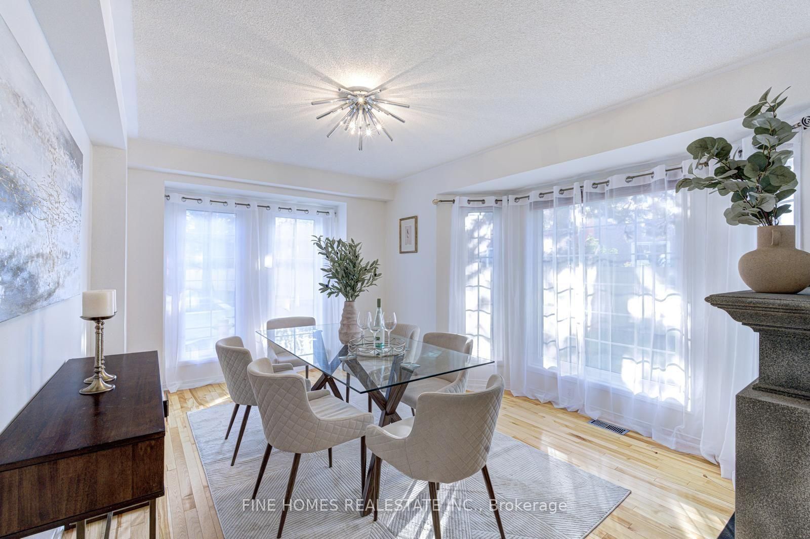 42 Alameda Circle • Vaughan, ON photo 7