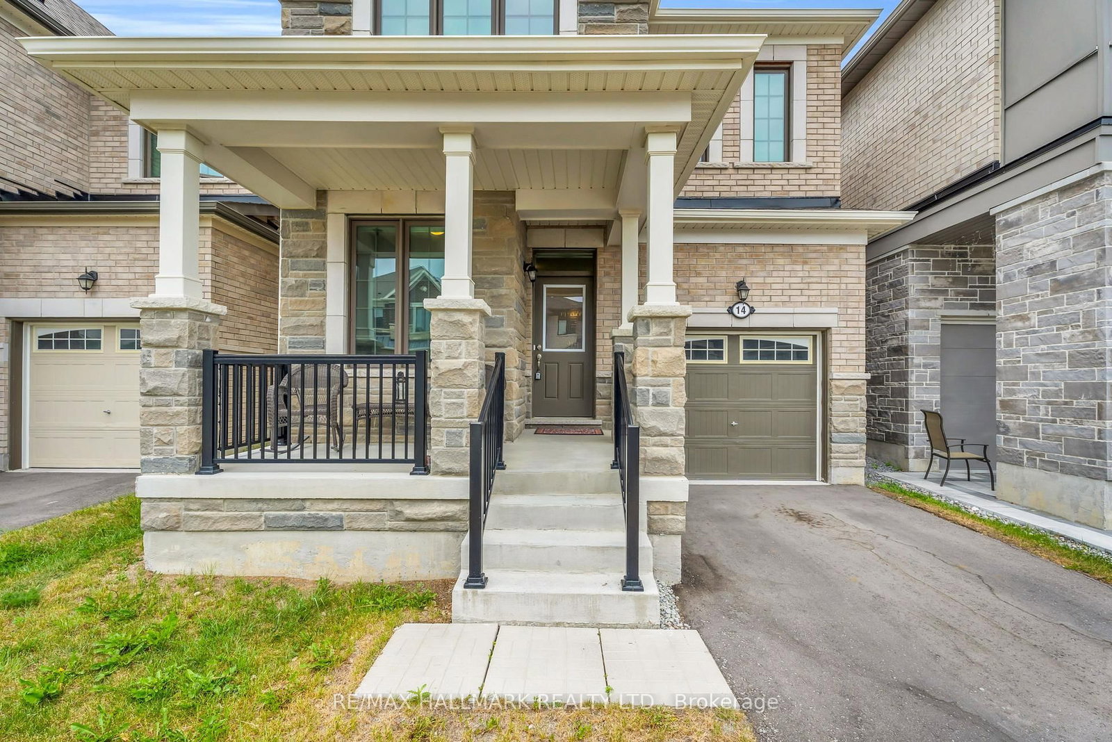 14 Eberly Woods Drive • Markham, ON photo 4