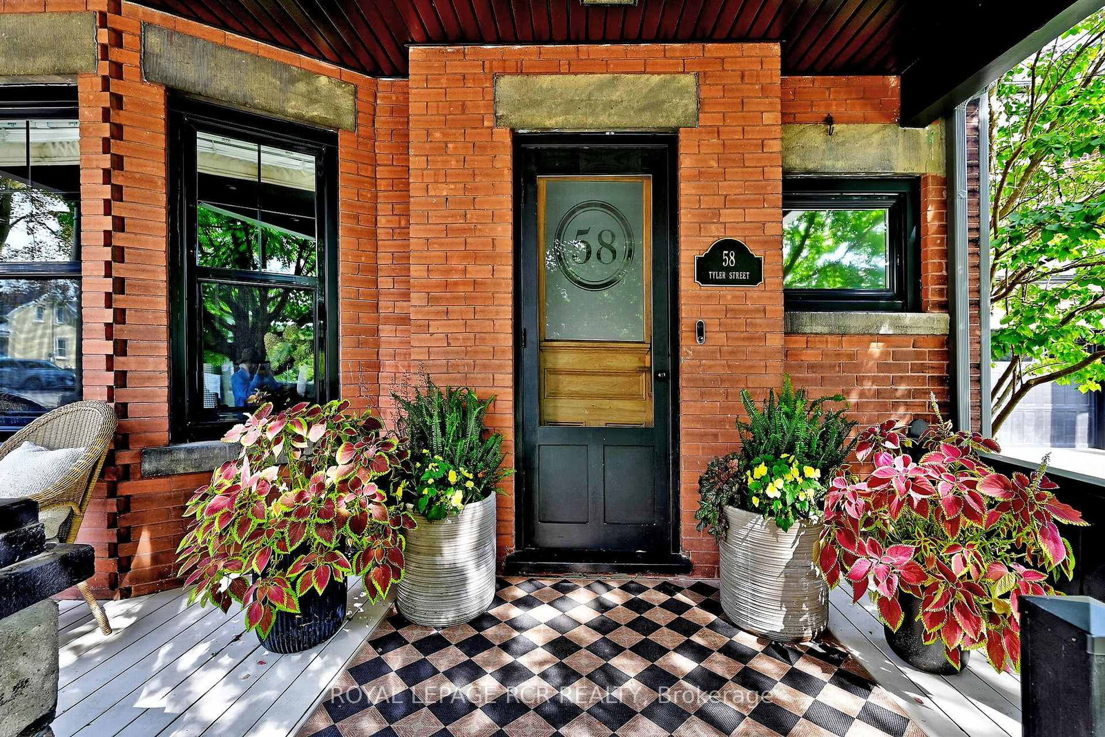 58 Tyler Street • Aurora, ON photo 1
