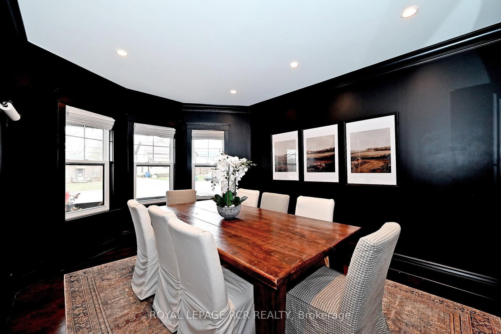 58 Tyler Street • Aurora, ON photo 9