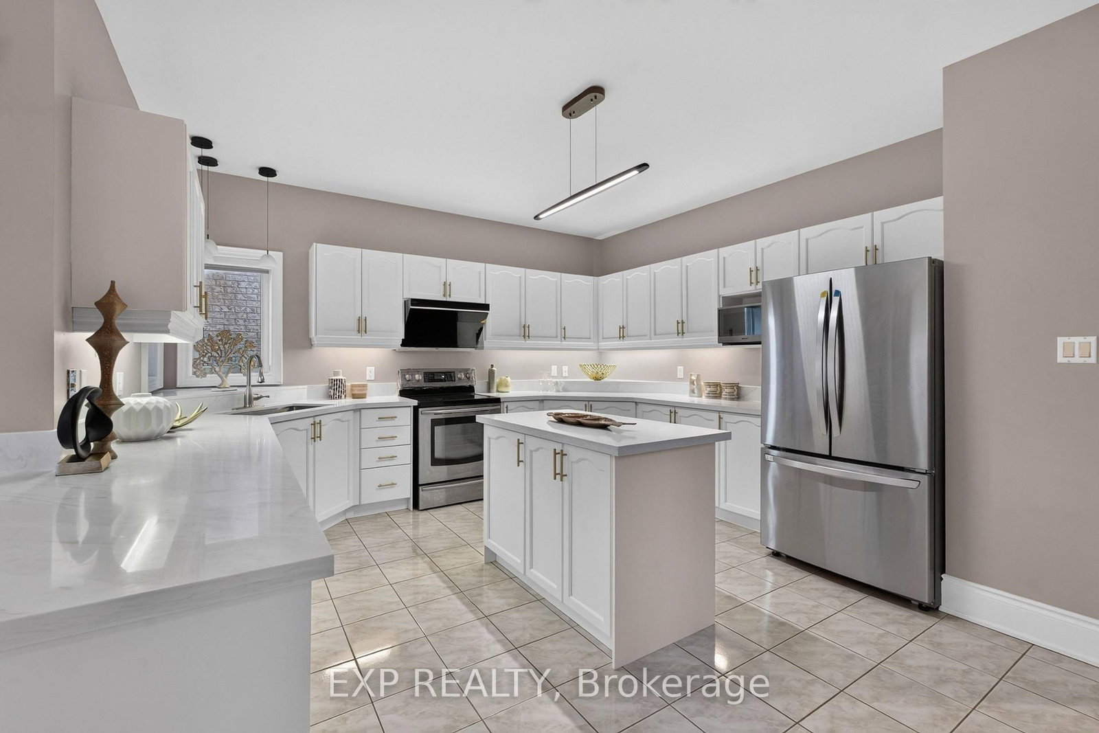 735 Foxcroft Boulevard • Newmarket, ON photo 15