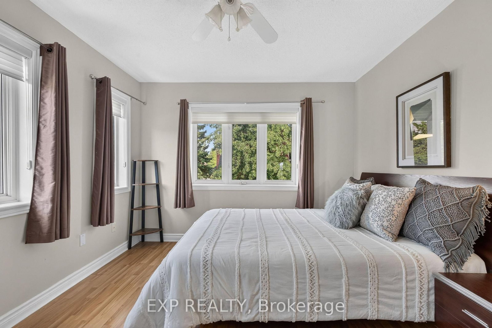 735 Foxcroft Boulevard • Newmarket, ON photo 38