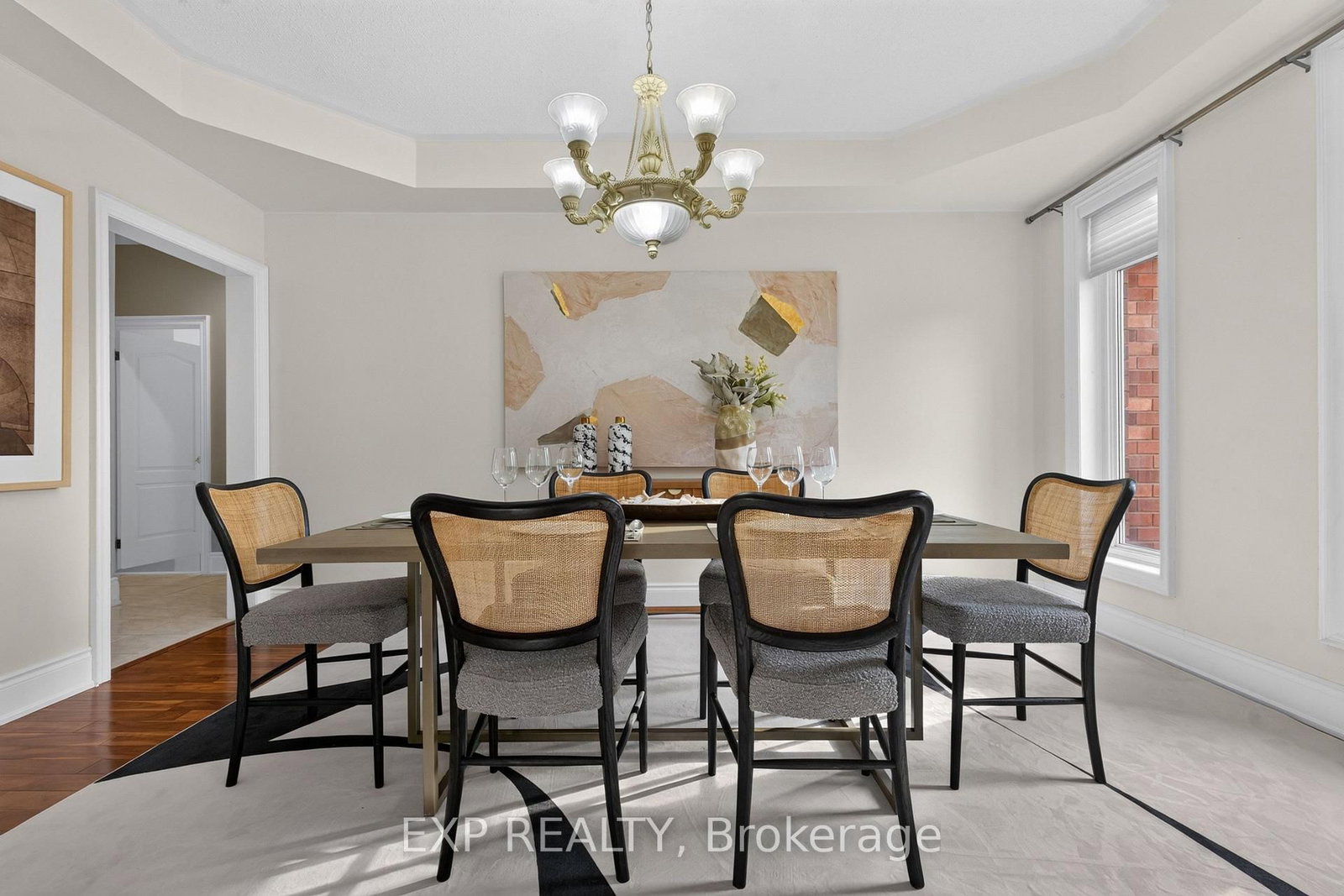 735 Foxcroft Boulevard • Newmarket, ON photo 8