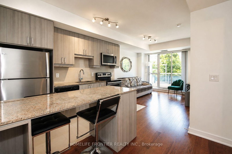218 - 9191 Yonge Street