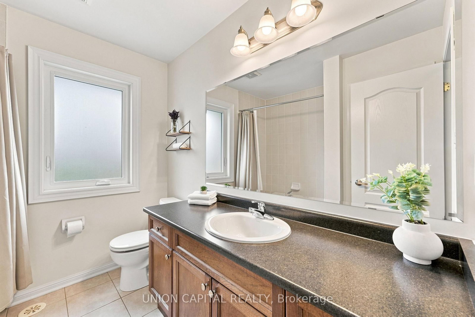 26 Cliff Gunn Road • Newmarket, ON photo 33