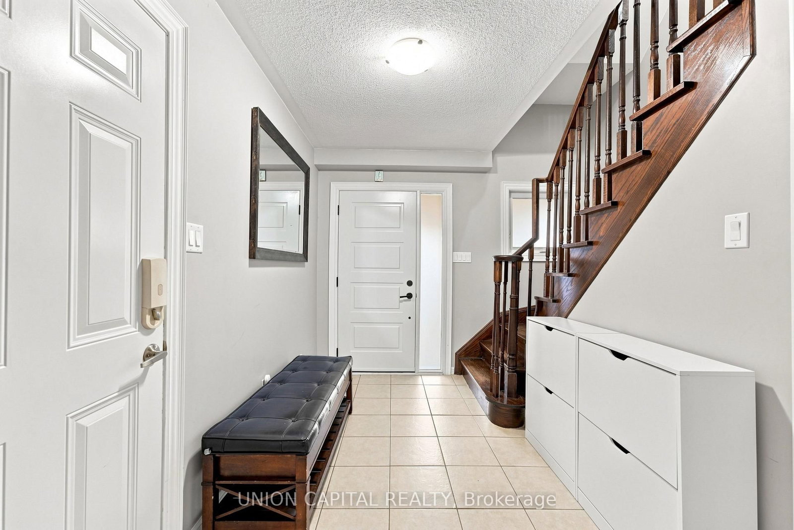 26 Cliff Gunn Road • Newmarket, ON photo 8