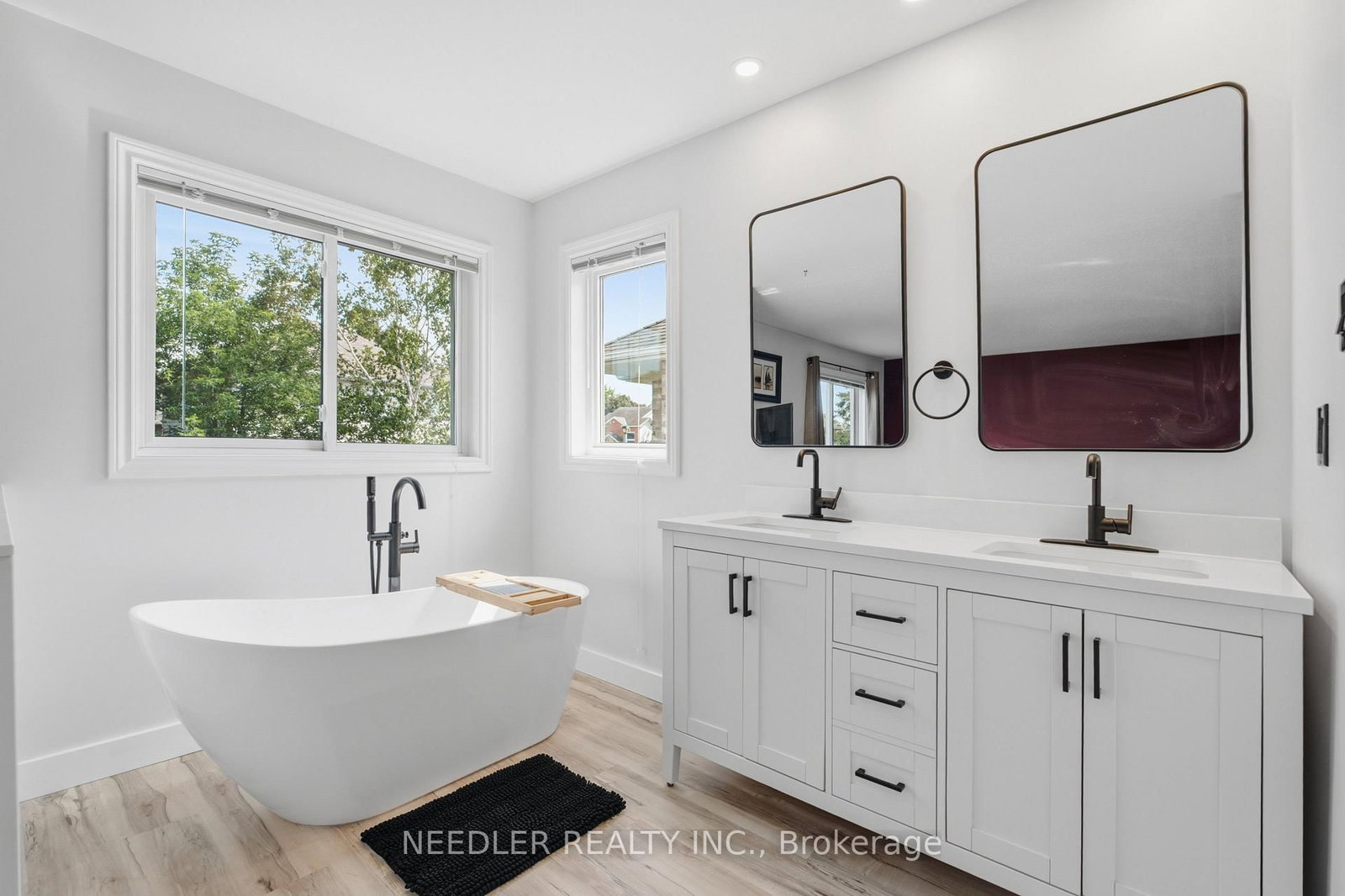 133 King Street • East Gwillimbury, ON photo 15