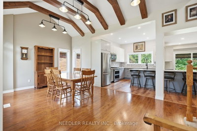 133 King Street • East Gwillimbury, ON photo 4