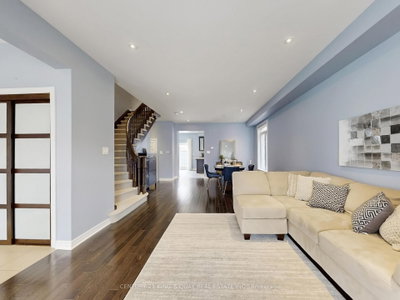 35 Mckennon Street • Markham, ON photo 4