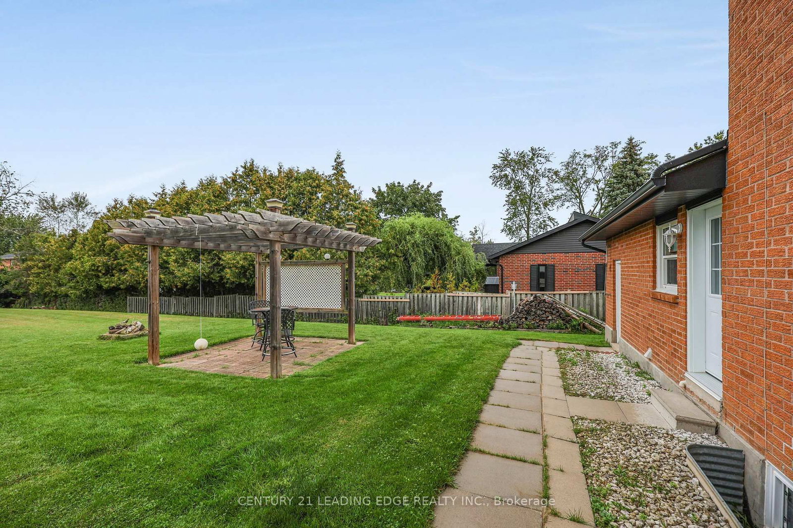 48 Broadview Avenue • Georgina, ON photo 36