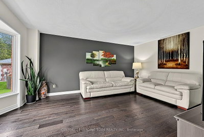 48 Broadview Avenue • Georgina, ON photo 9